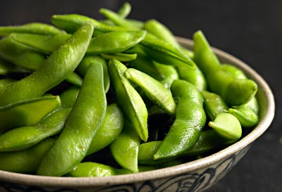 20 Protein-Packed Foods that Slim//Soybeans c Mitch Mandel